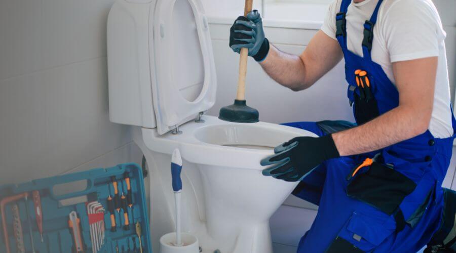 Expert burst pipe repair services in Bradford, TN